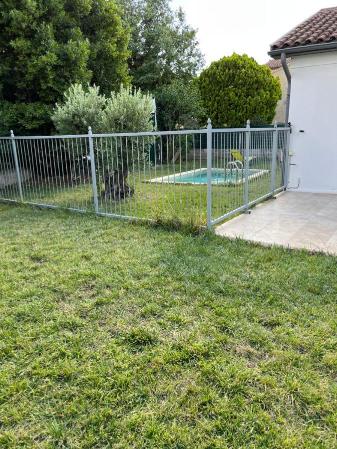 Villa Chaton LʼIsle-sur-la-Sorgue Eksteriør bilde