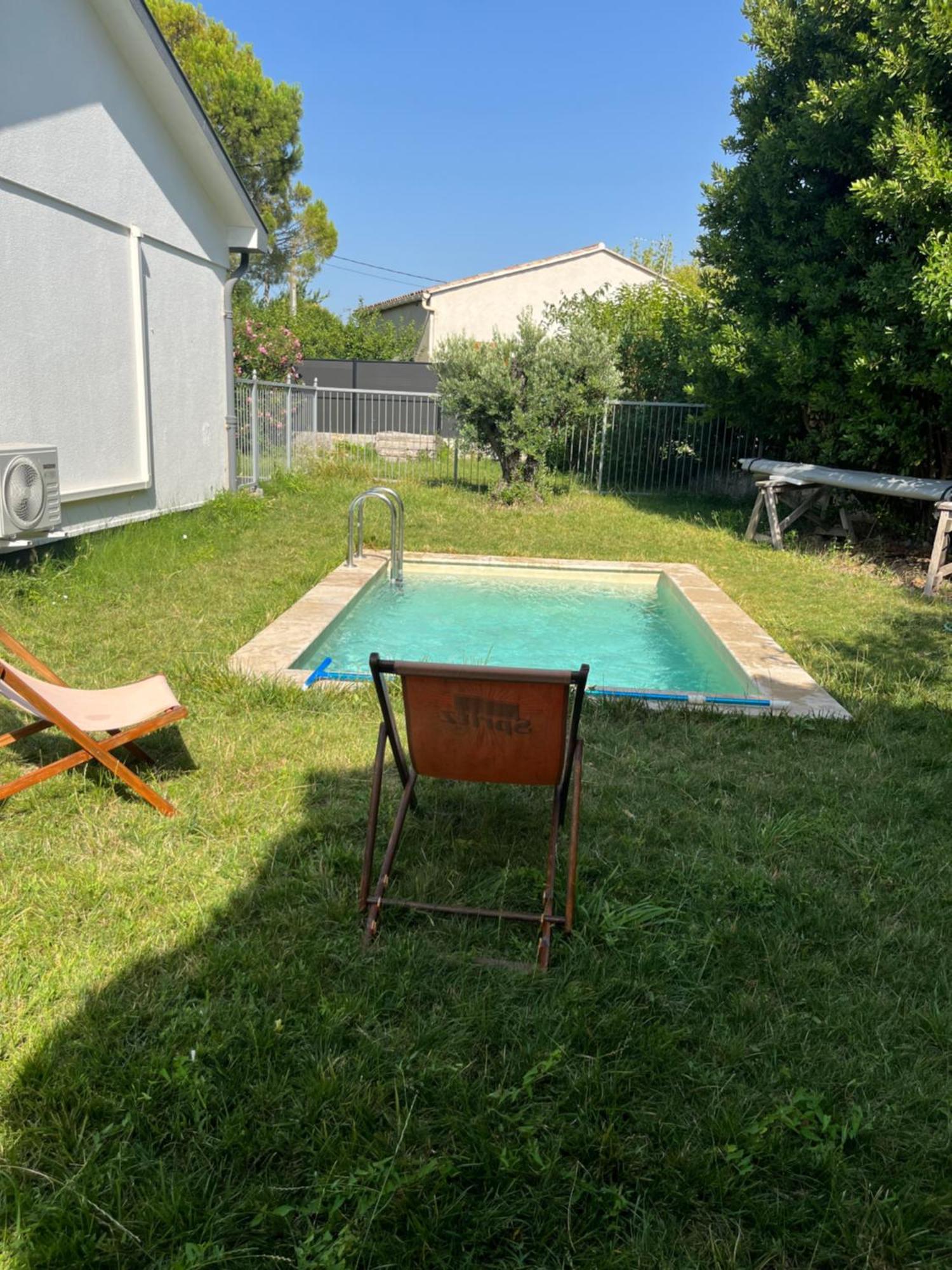 Villa Chaton LʼIsle-sur-la-Sorgue Eksteriør bilde